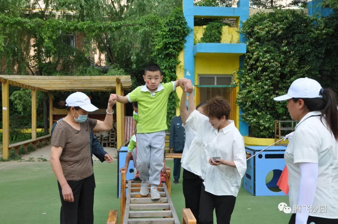 幼儿园我是小红军重走长征路游戏,小班重走长征路闯关游戏