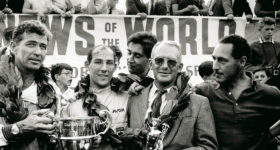 英国超豪超跑婉拒吉利，年亏10亿高管离职，12万北京富翁买账几何