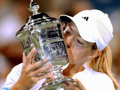 马拉多纳和伊基塔最后一场比赛,伊基塔马拉多纳告别赛