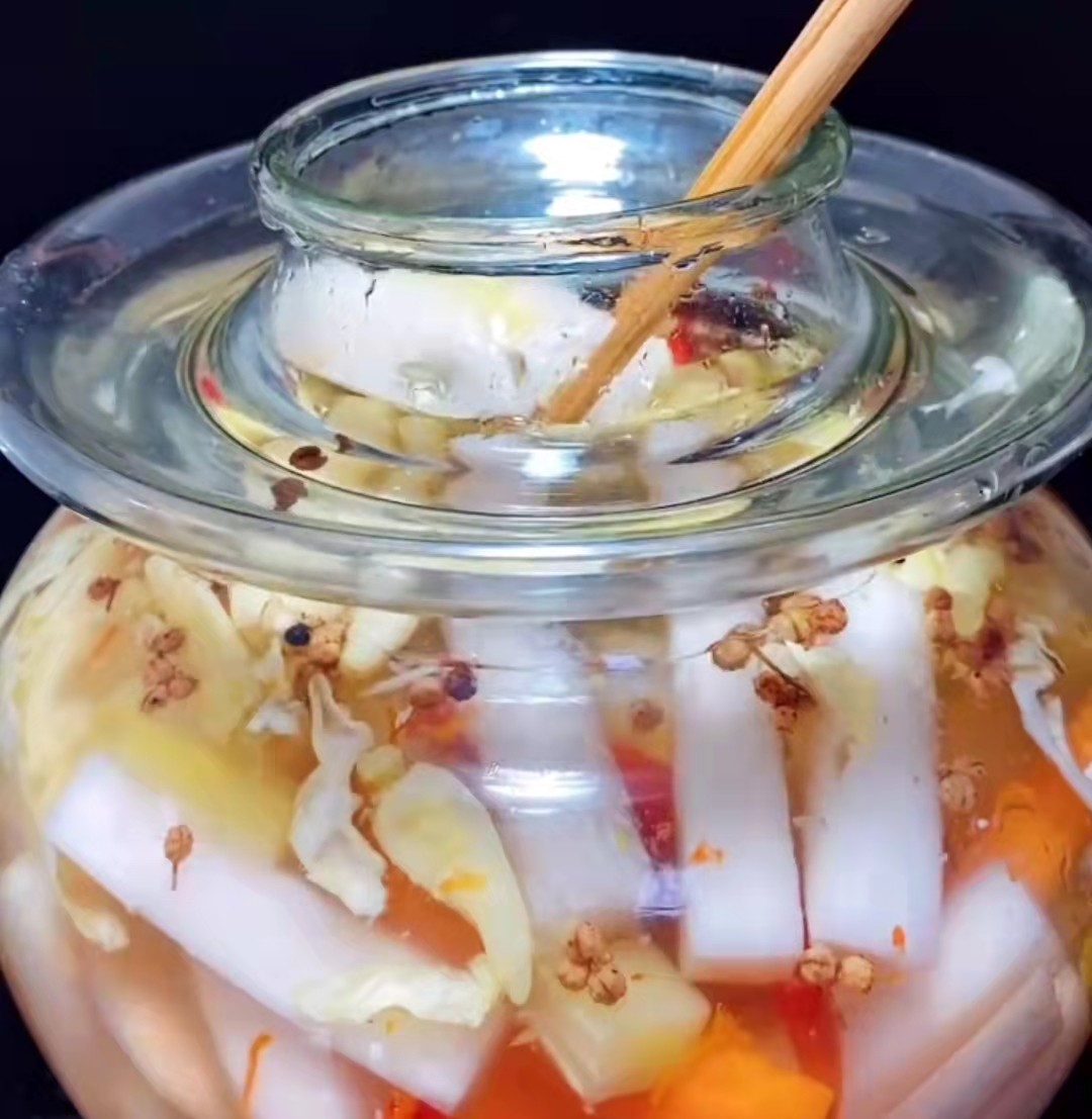 做泡菜别太酸,三步就能泡出好吃的四川泡菜
