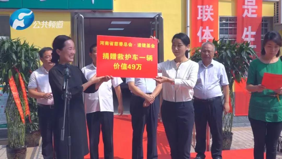和时间赛跑的医务人员,与时间赛跑的120急救医生