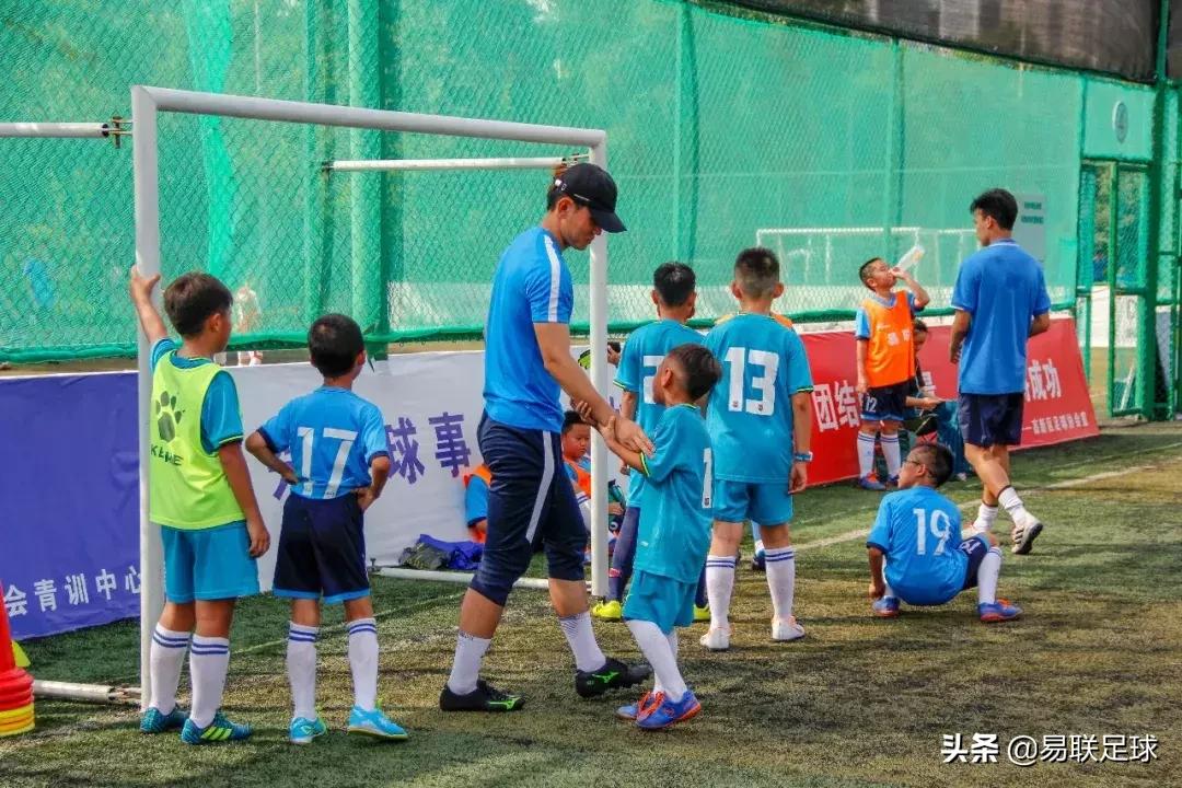 易联足球秋季班报名,易联梯队训练赛