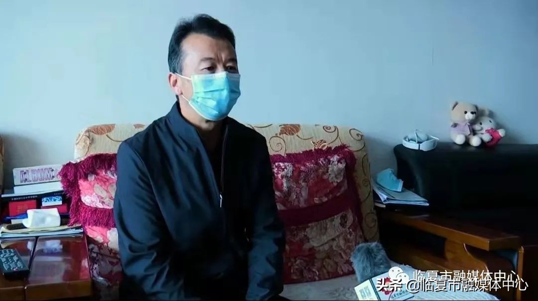 临夏市东区街道李孟社区：“跑腿代购”服务为疫情防控增添别样温情