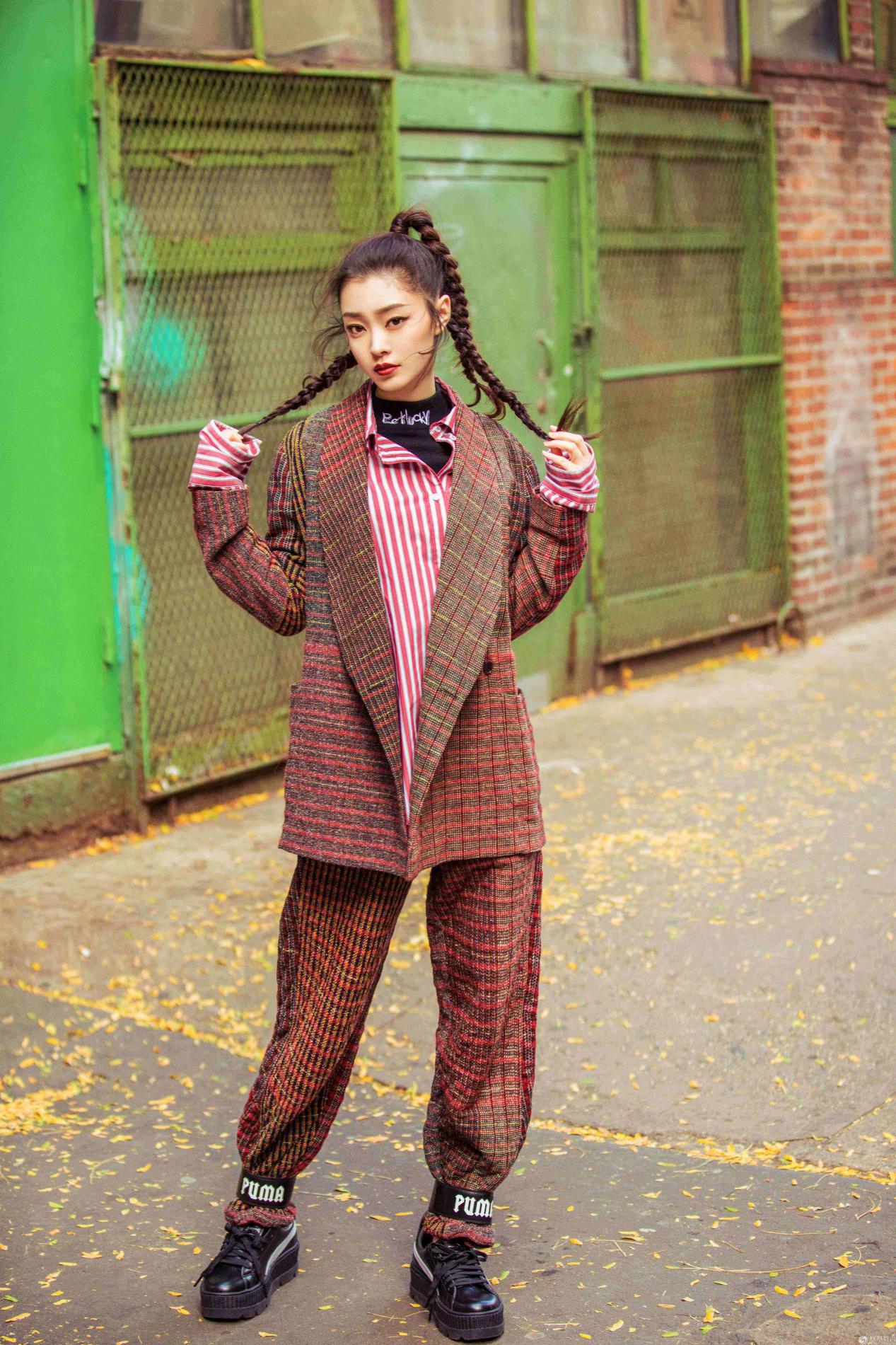 嘻哈风格拽酷时髦，休闲穿搭玩转飒爽风尚，品位很高级