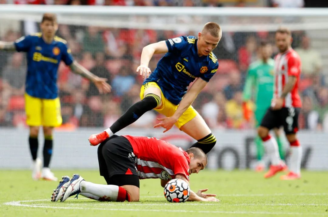 曼联签下范德贝克后续,曼联官宣博格巴回归