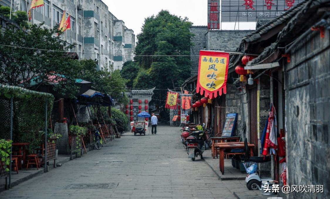 郫都和温江龙泉驿哪个更好,四川成都温江风景