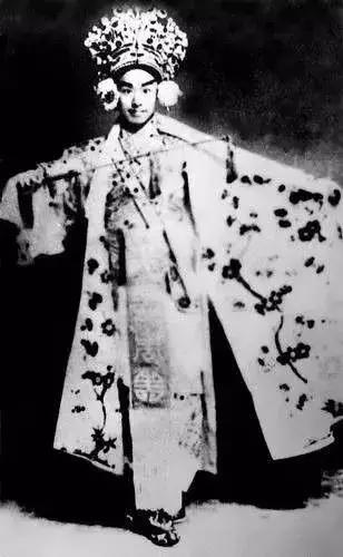 李叔同传奇人生完整视频,李叔同传奇故事全集