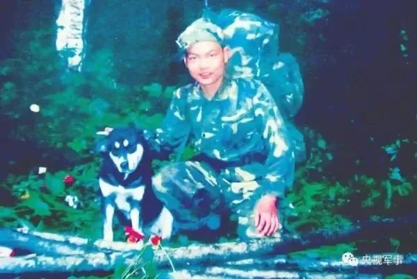 一级军士长提干营长,二级军士长提干后军衔