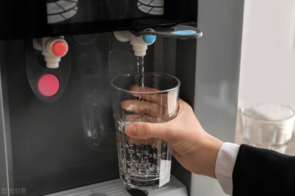 购买净水器这四点千万要关注,净水器到底是不是骗人的