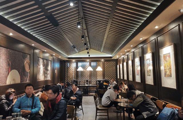 瑞幸咖啡和星巴克经营模式对比,开一家瑞幸咖啡店花了多少钱