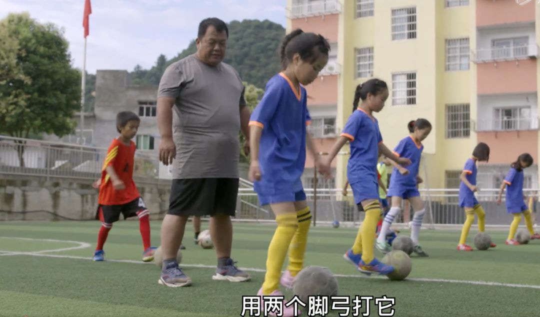 看完贫困山区孩子学习生活的感受,看大山里的孩子有感