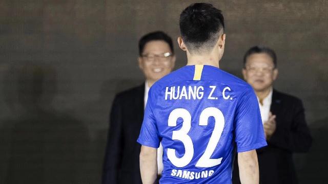 中超球队新赛季球衣,中超球衣印名字