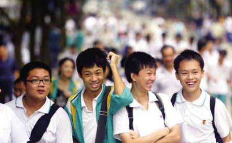 私立学校和公立学校的弊端,私立与公立差距过大