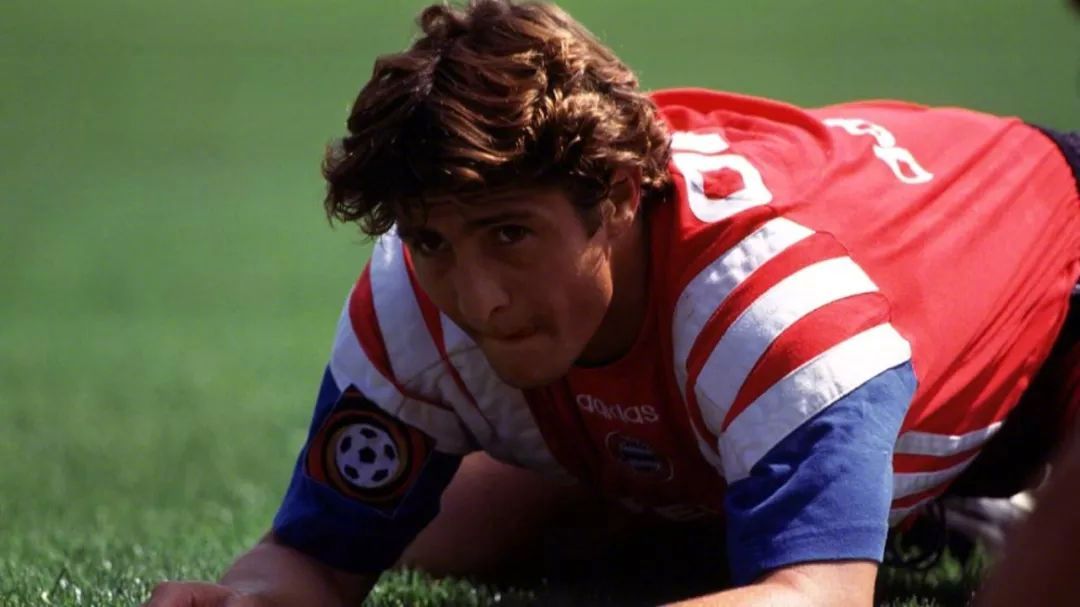 50岁的他还想与鲨鱼一起潜水