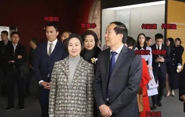 刘雯和奚梦瑶：同行不同命的两个人，到底谁能赢得更漂亮？