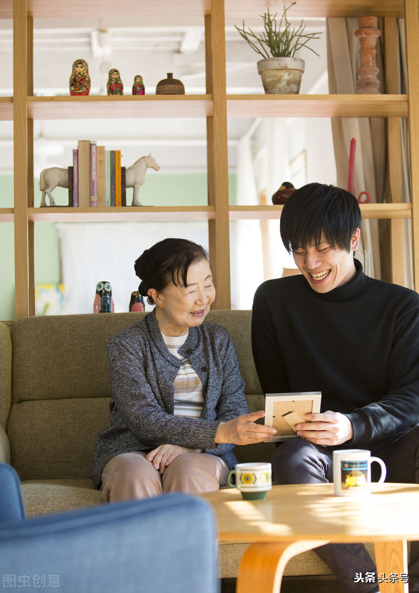 结婚家里不给钱,结婚后没钱怀孕了怎么办