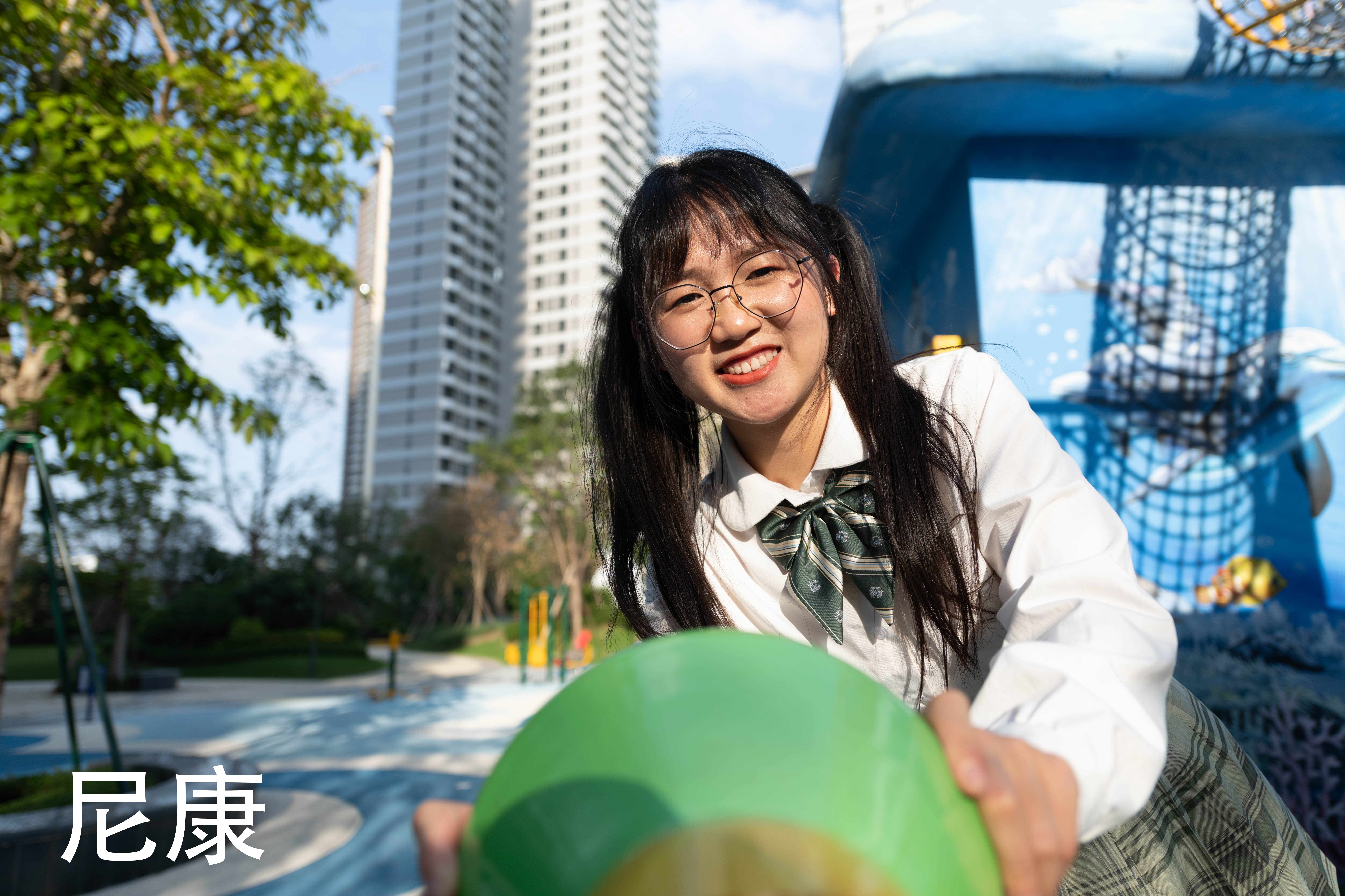 尼康单反相机黑边怎么消除,怎么解决索尼相机颜色偏黄