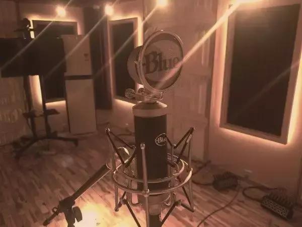 歌手定制、主播新宠、录音专用......他们都用什么麦克风？