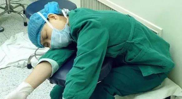 为什么越来越多的孕妇选择剖腹产,为什么现在选择剖腹产的会这么多