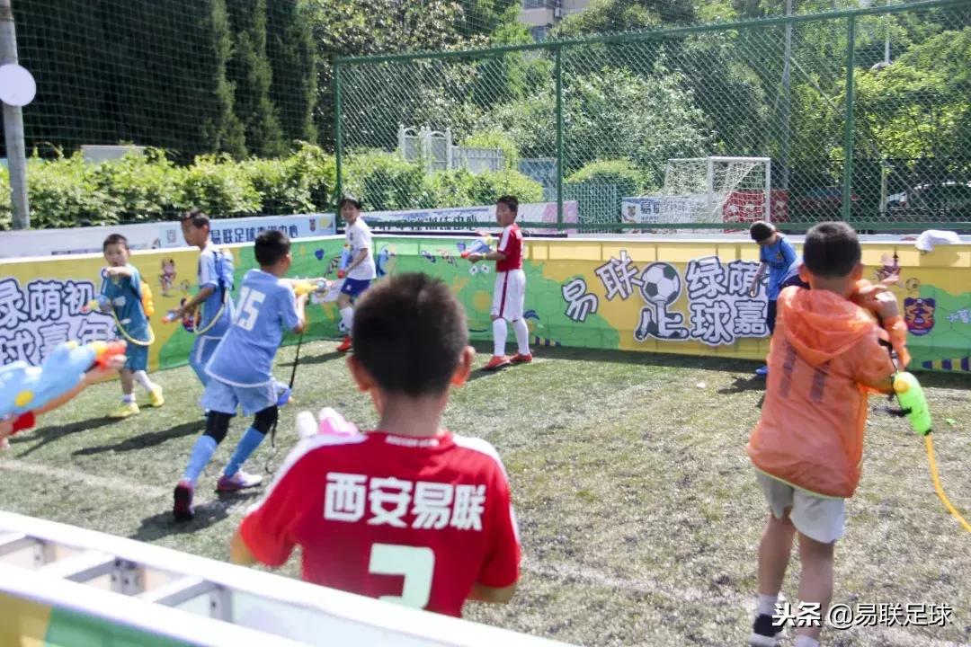 足协杯跨年挑战赛，欢乐冰雪足球节，2019元旦，我们这么过！