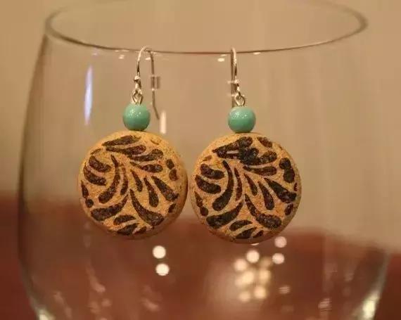 红酒软木塞的制作方法,红酒木塞如何利用