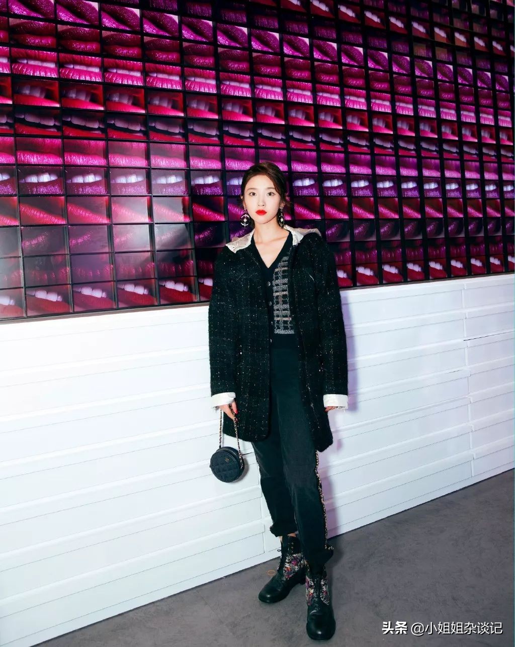 v领毛衣慵懒风显白显瘦,显瘦又百搭全靠这件v领毛衣