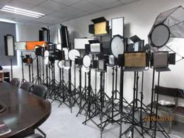 led补光灯和闪光灯,led补光灯和柔光灯的区别