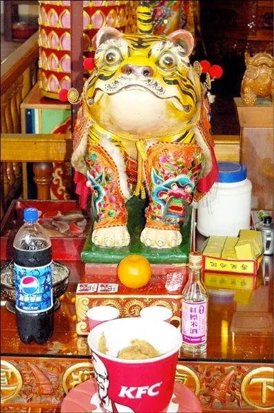 肯德基为什么又贵分量又少,肯德基是以什么出名的