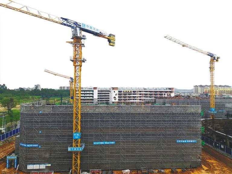 《海南日报》报道儋州：古郡现代化，宜居又宜业！