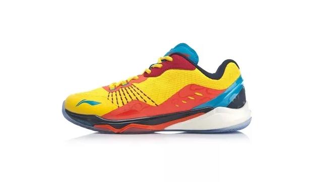 中国羽毛球队林丹退役了吗,林丹哪场比赛用过李宁n501