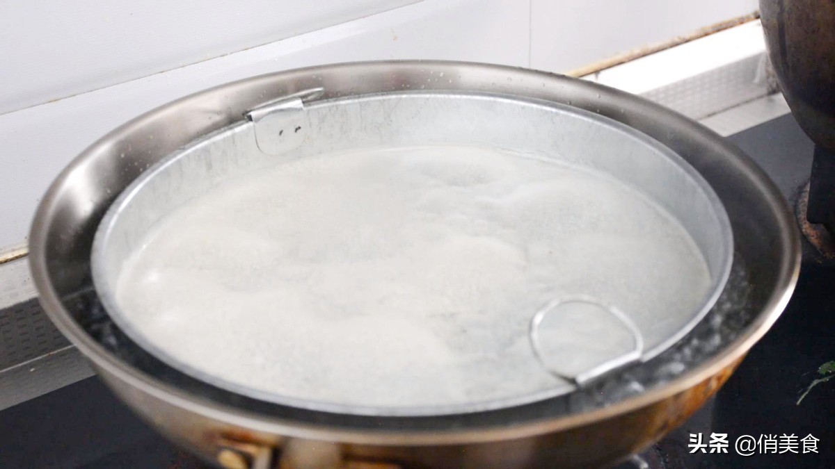 凉皮的浆要调到多少才柔软劲道,正宗凉皮制作全过程及配方
