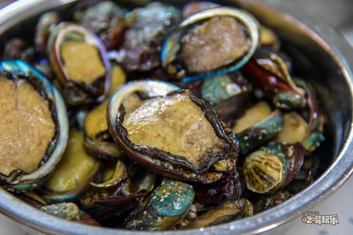带海鲜池的餐厅,海鲜汤粉北海