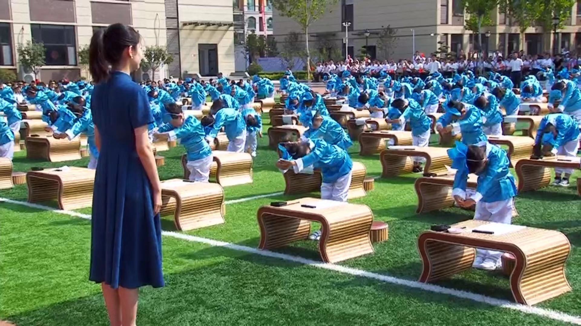 家国情、文明行、根脉传！潍坊高新金马公学举办不一样的开学典礼