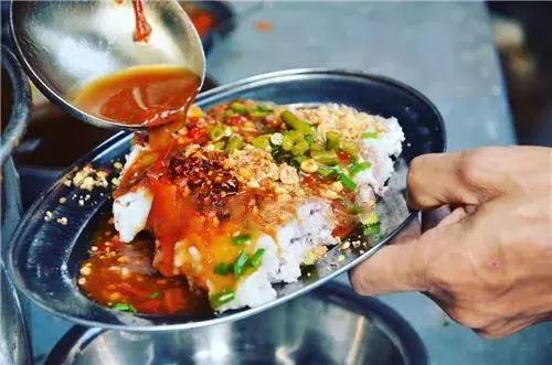 一碗螺蛳粉都吃不完,柳州一天一夜螺蛳粉逛吃攻略