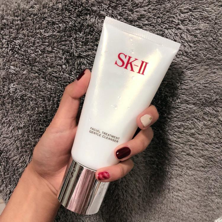 日常护肤精华和面霜,最补水的精华和面霜