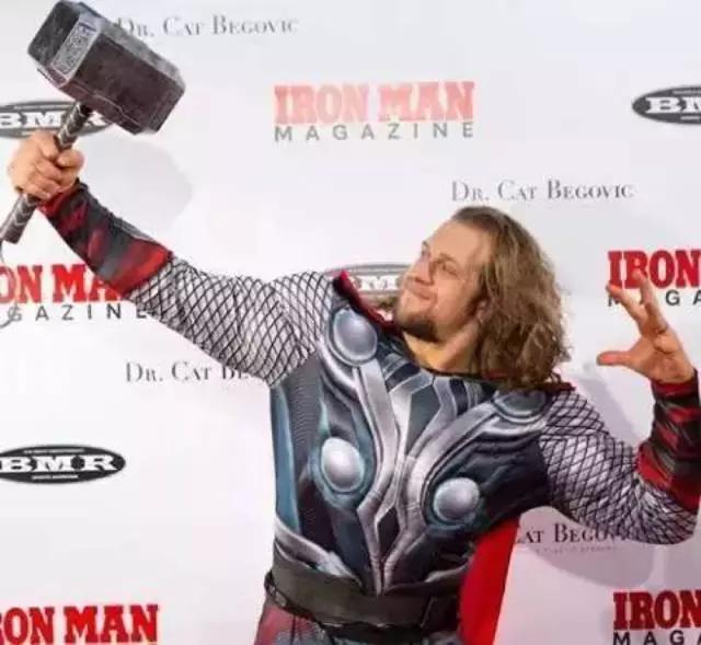 穿轮滑鞋怎么样练稳定性,快速穿轮滑鞋