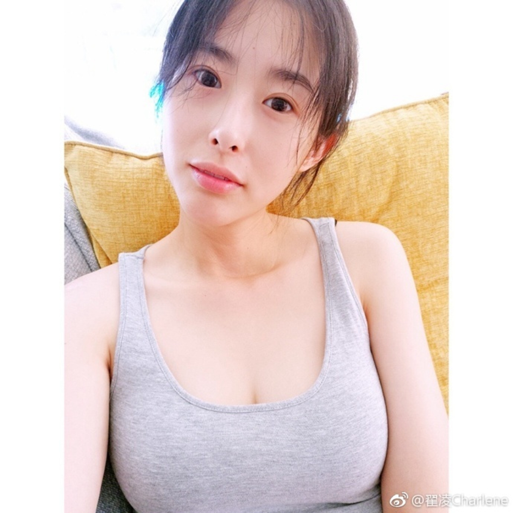 33岁足球宝贝*兽兽**，旗袍装优雅大方，嫁给富二代成为贤妻良母