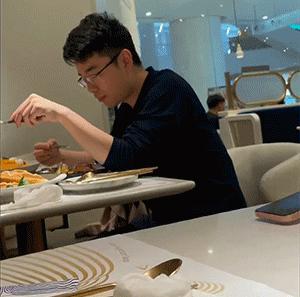 搞笑gif图片惊不惊喜意不意外,搞笑GIF动图