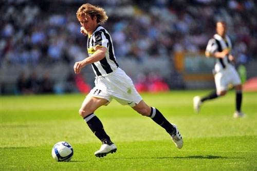 你认为世界上最伟大的足球运动员,21世纪最伟大的10个足球运动员