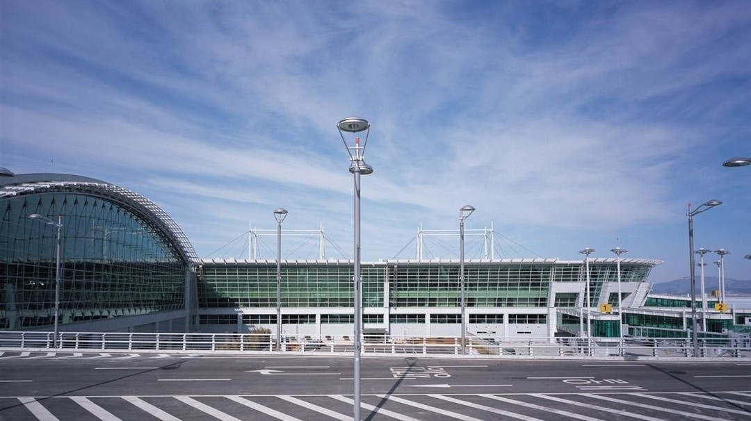 全球机场免税店必买清单,新年机场旅游攻略