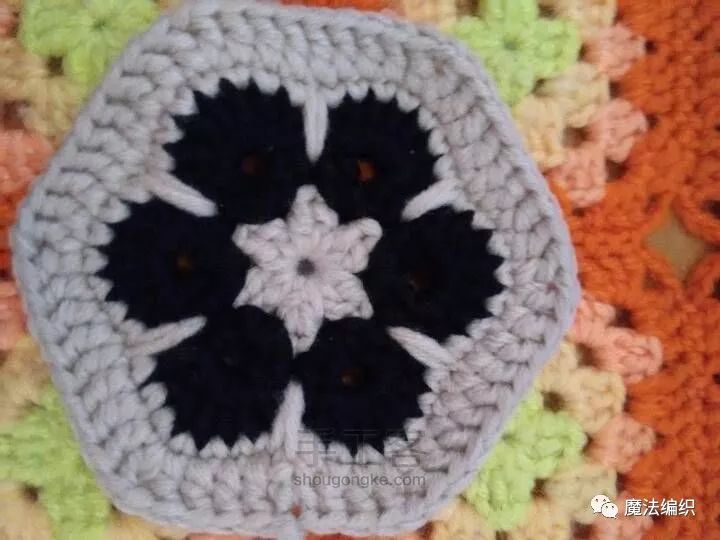 毛线钩织足球教程视频,儿童足球帽编织方法