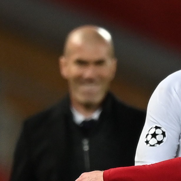 服了！齐祖蜜汁微笑巴萨竟是倒霉蛋！曼城太子加冕半决赛巅峰对决