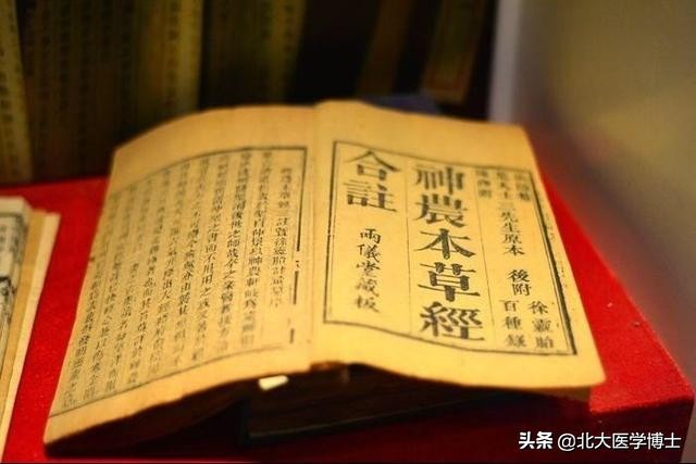 小红高考完月经从未来，中医说是闭经，看妇科专家郭志强咋治疗