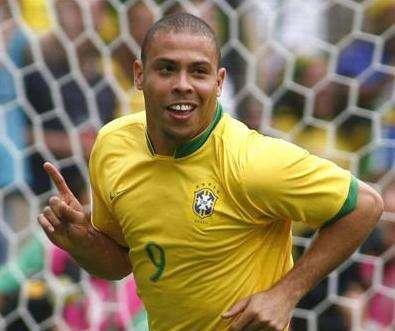 梅西c罗十大经典瞬间,进球双人庆祝动作c罗