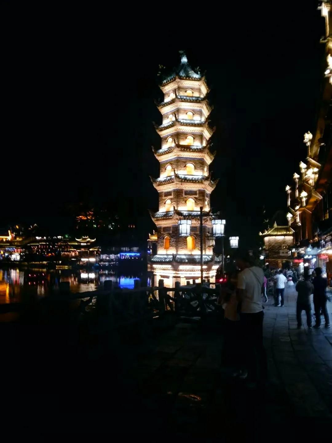 湘西明珠凤凰古城遗址,湘西明珠凤凰古城