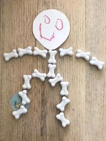 资深编辑妈妈分享：走过2年的剁手弯路，终于找到了买绘本的套路