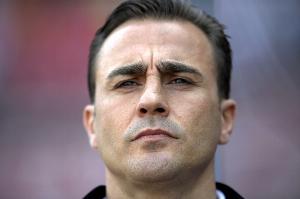 保利尼奥肘击足协会怎么处罚,保利尼奥被红牌罚下来