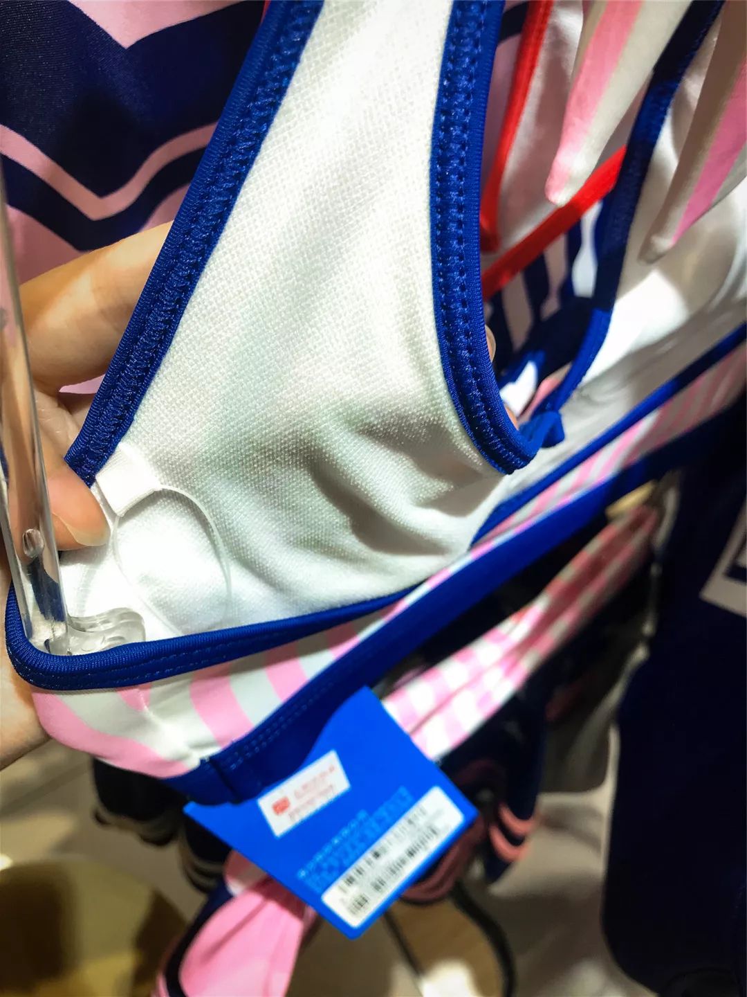 新手泳衣如何选购好的品牌,如何选择合适的儿童泳衣