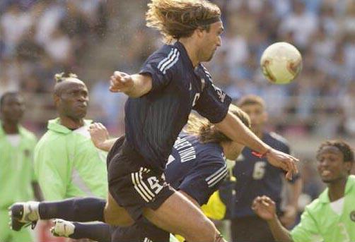 怎么老是你？神奇的足坛“冤家路窄”，放录像一样的比赛