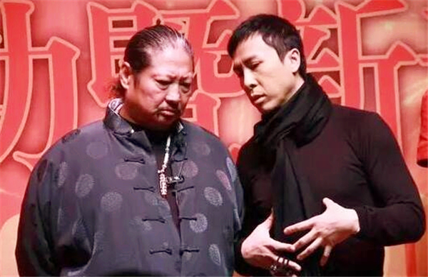 马未都讲李连杰九眼天珠故事,马未都评价李连杰的九眼天珠